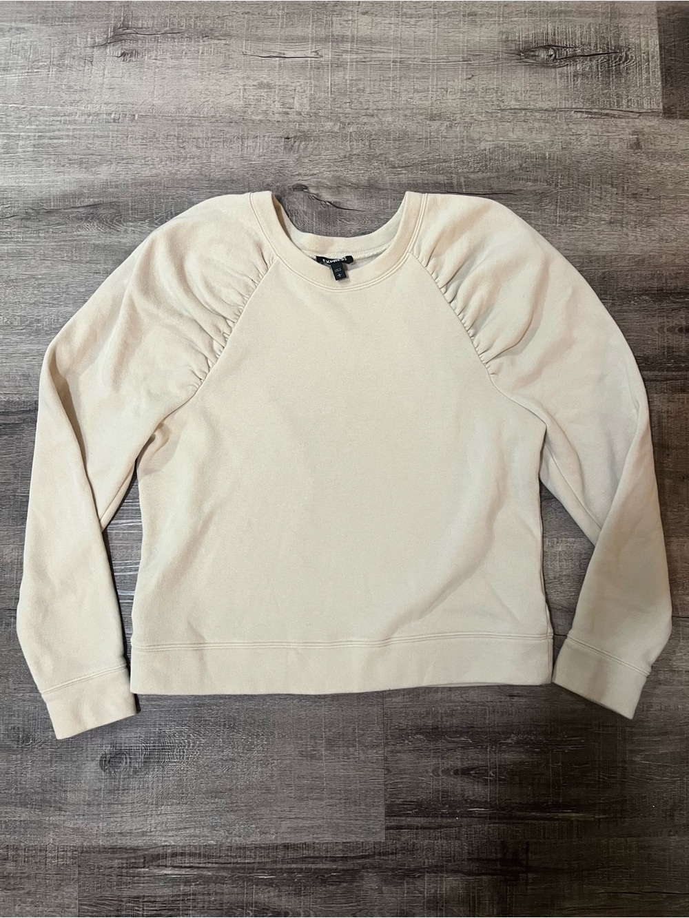EXPRESS Ruched Sleeve Crew Neck Pullover Sweatshirt - Picture 3 of 9